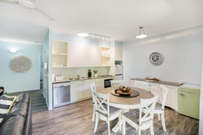 Baden 58 - Rainbow Shores. Aircon. Wifi. Pools Walk to beach